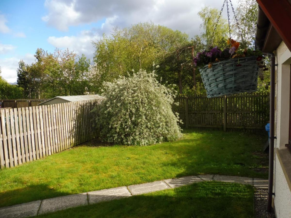 The Nook Holiday Cottage อาวีมอร์ ภายนอก รูปภาพ